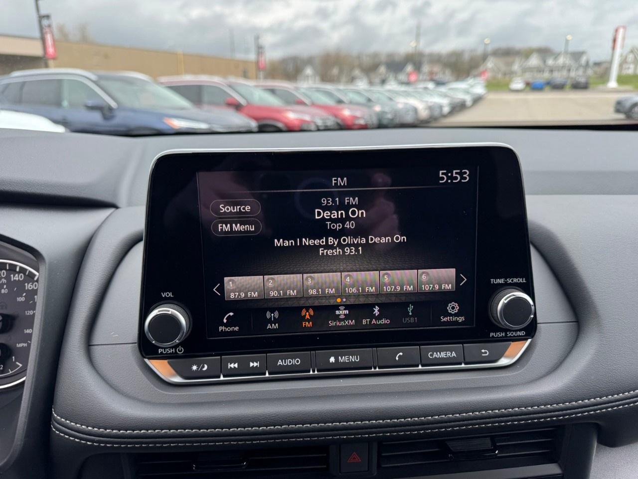 2026 Nissan Rogue AWD SV Moonroof Photo