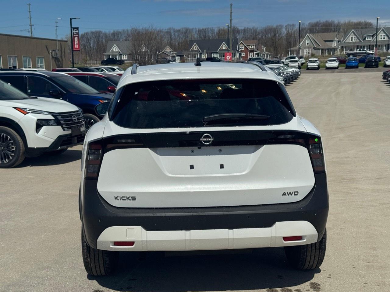 2026 Nissan Kicks SV AWD Photo