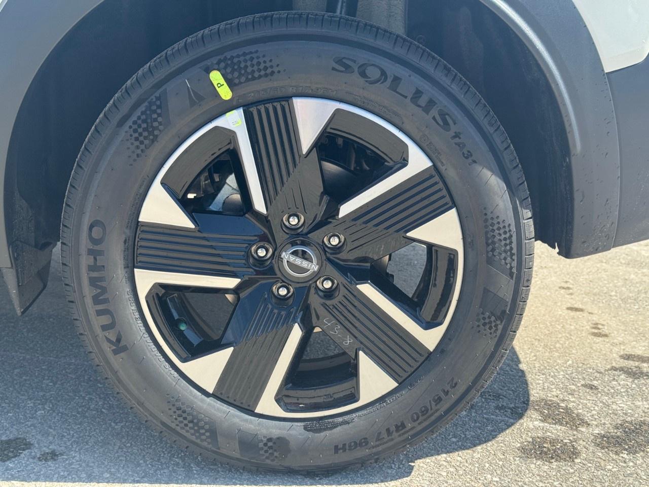 2026 Nissan Kicks SV AWD Photo