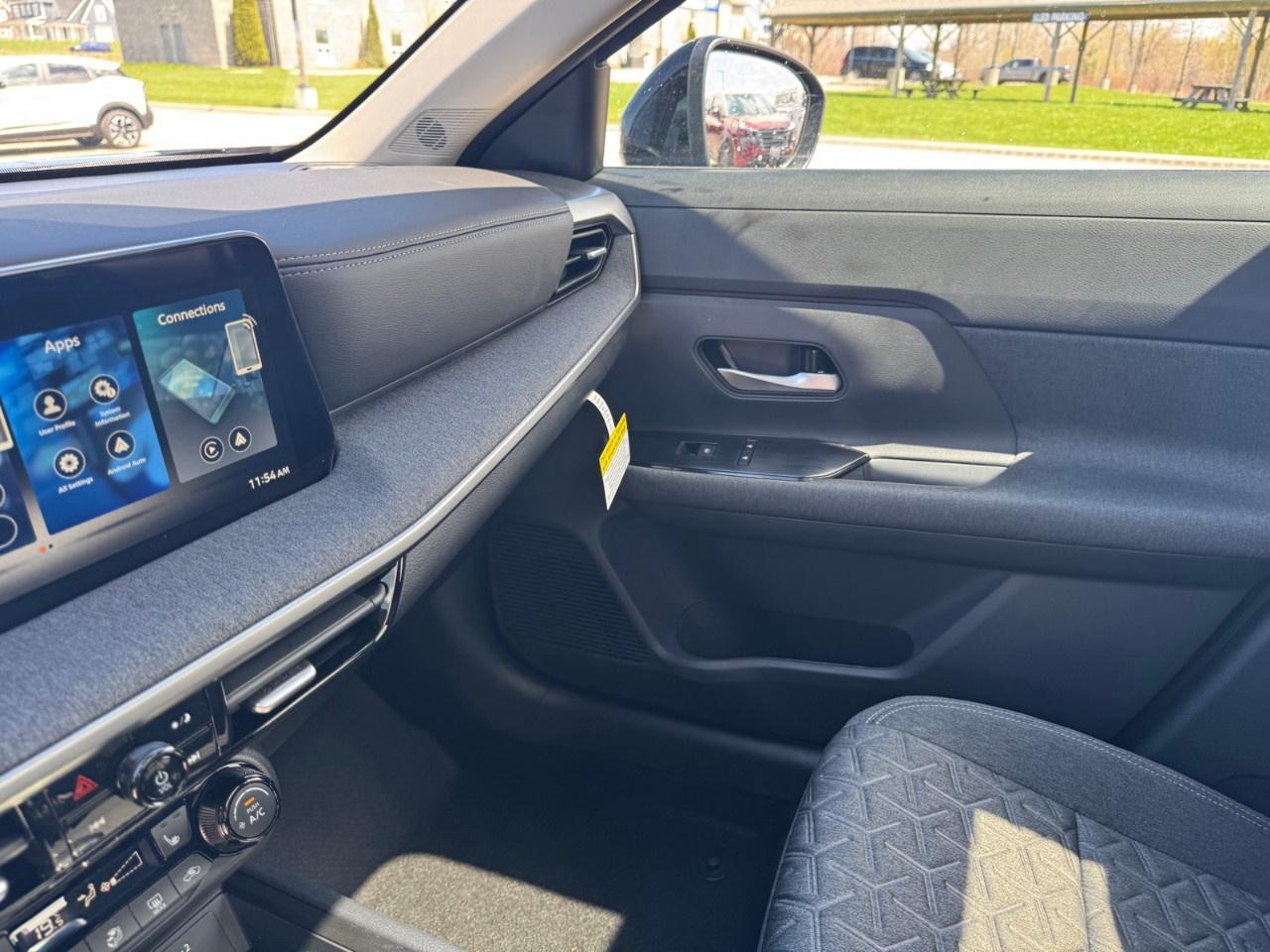 2026 Nissan Kicks SV AWD Photo