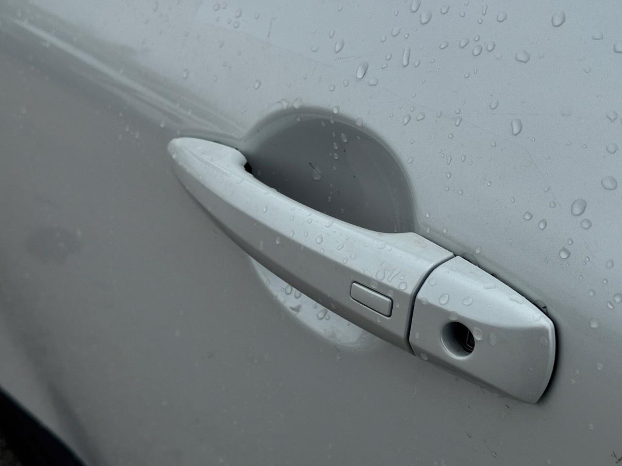 2026 Nissan Rogue AWD SV Moonroof Photo