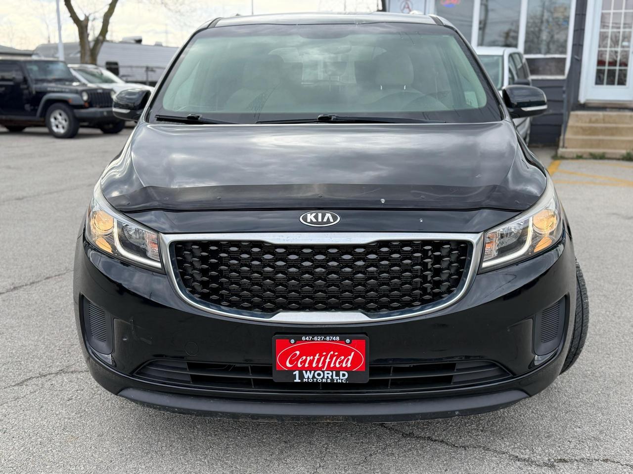 2017 Kia Sedona LX - Photo #1