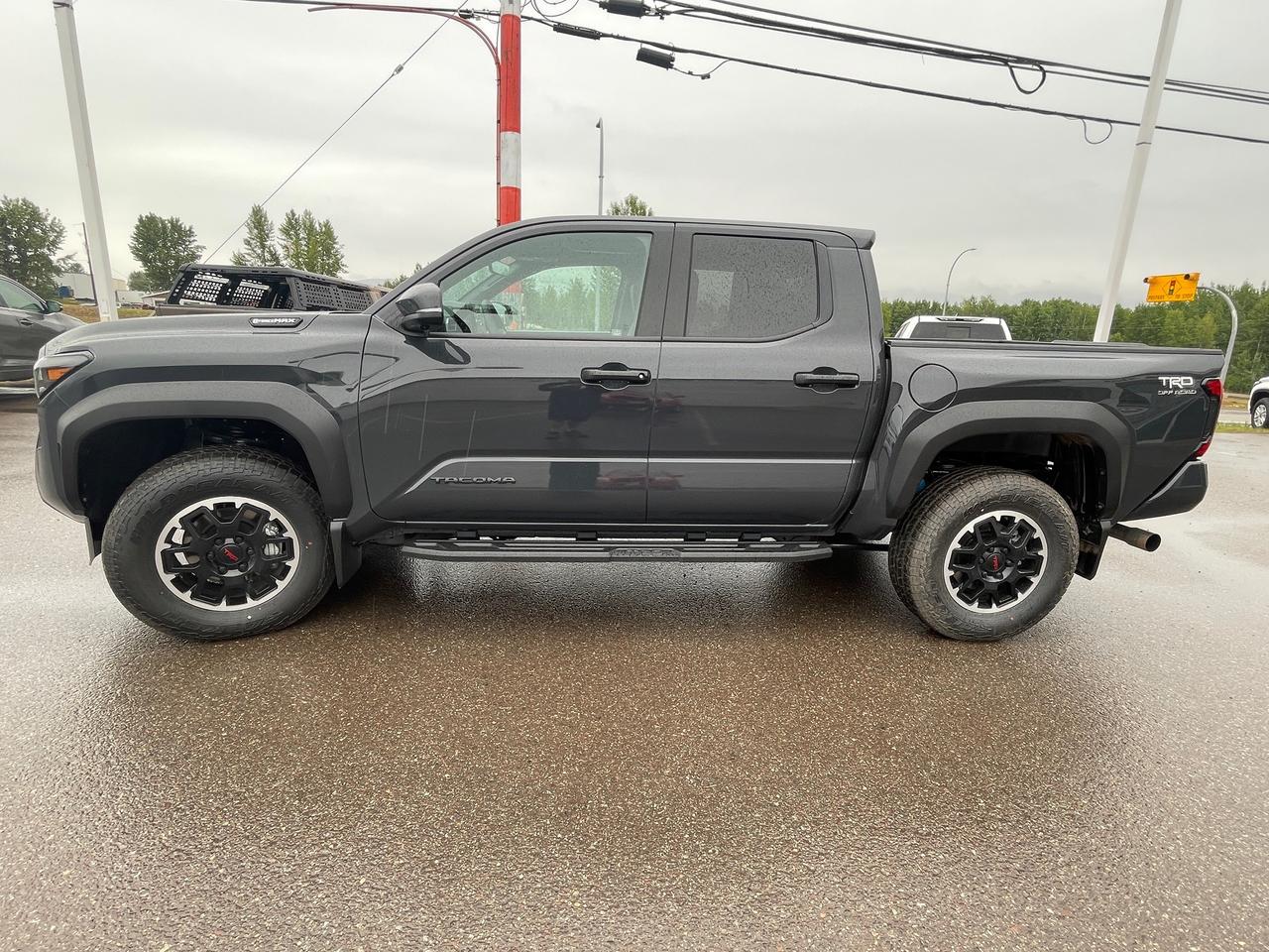 2026 Toyota Tacoma Hybrid Photo4