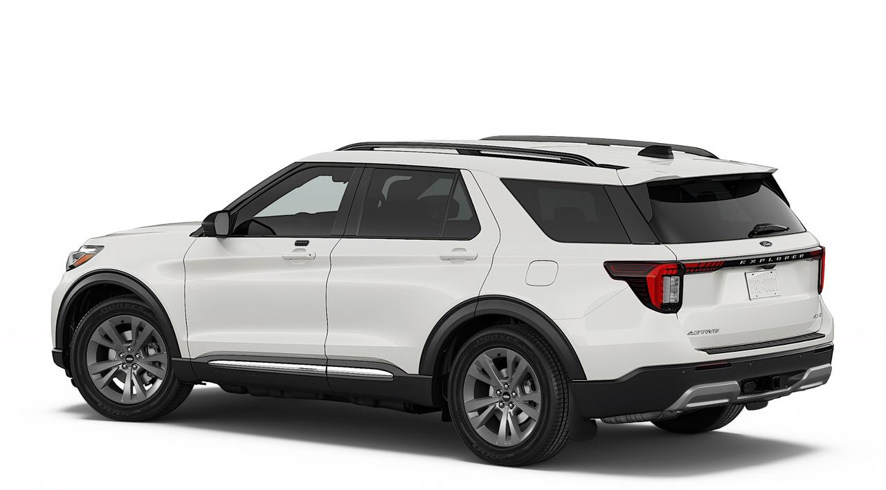 2026 Ford Explorer Active w/200A Pkg 4WD Photo1