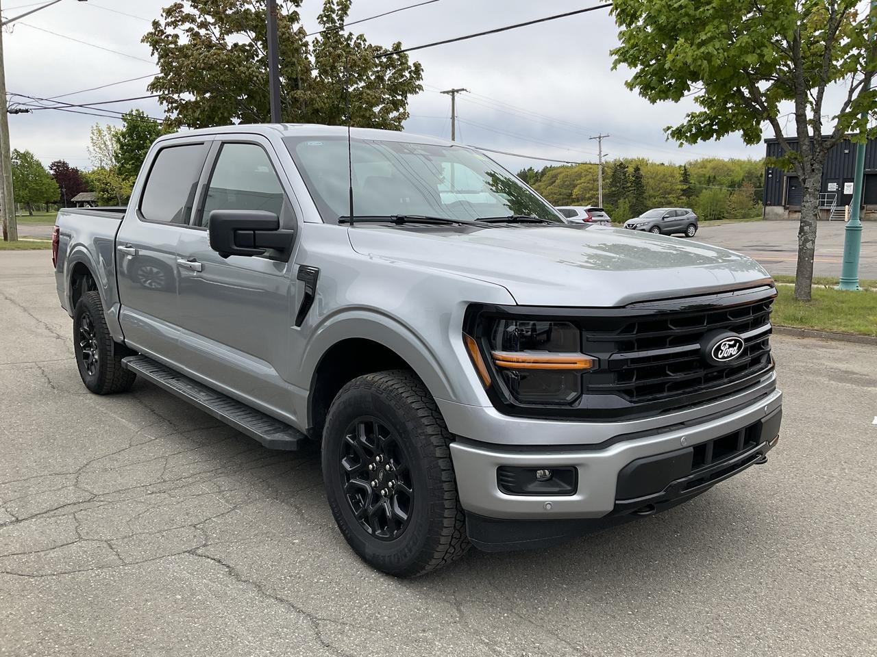 2026 Ford F-150 XLT Photo2