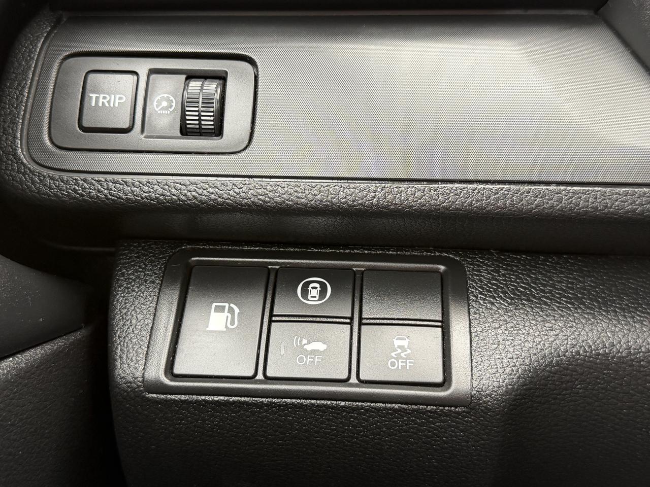 2019 Honda Insight Touring CVT Photo