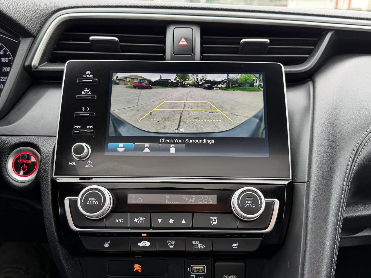 2019 Honda Insight Touring CVT Photo