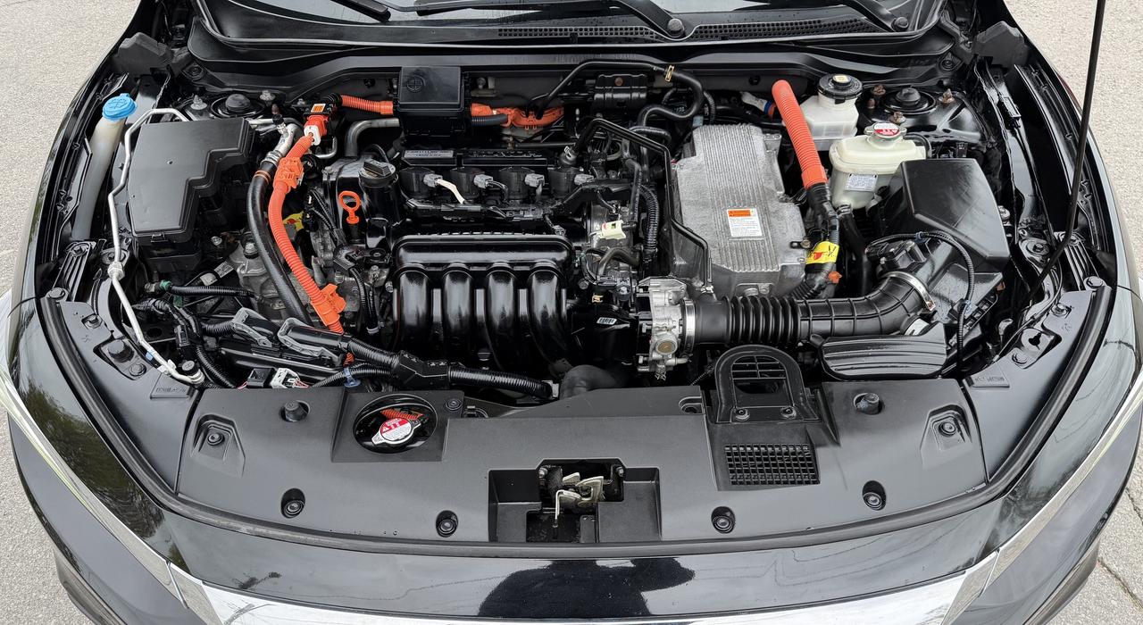 2019 Honda Insight Touring CVT Photo