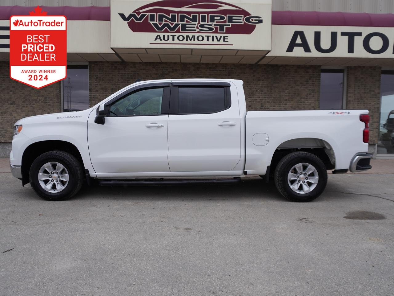 Used 2025 Chevrolet Silverado 1500 4WD Crew Cab LT | HEATED SEATS | TRAILERING PKG for sale in Headingley, MB