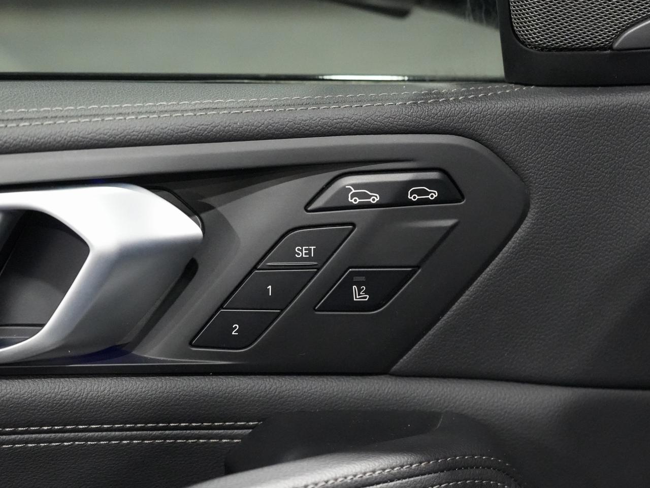 2021 BMW X6 xDrive40i |PANO| HUD| HARMAN K| NO ACCIDENTS Photo