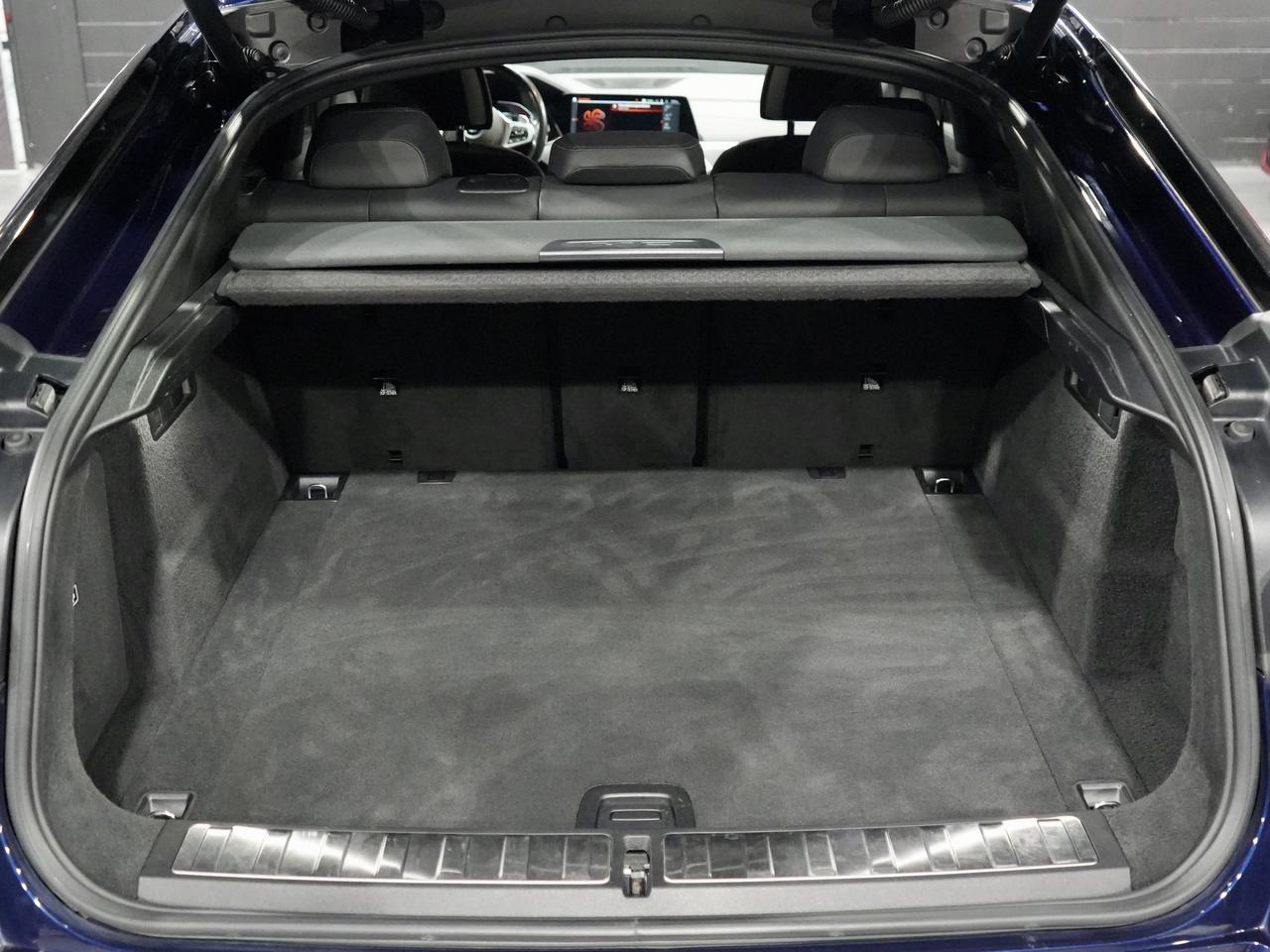 2021 BMW X6 xDrive40i |PANO| HUD| HARMAN K| NO ACCIDENTS Photo