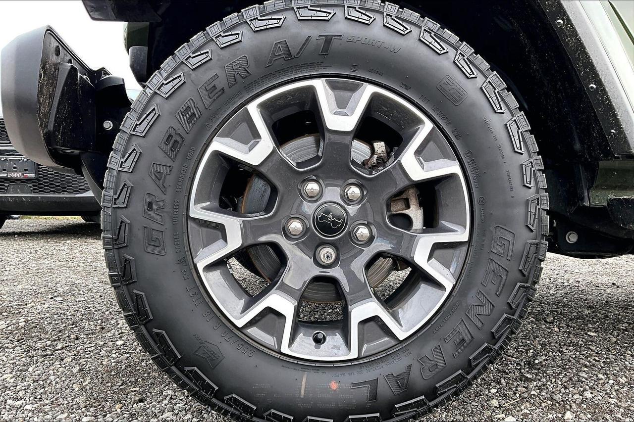 2024 Jeep Wrangler Sahara |Skytop |McKinley Leather |SafetyGroup |4X4 Photo
