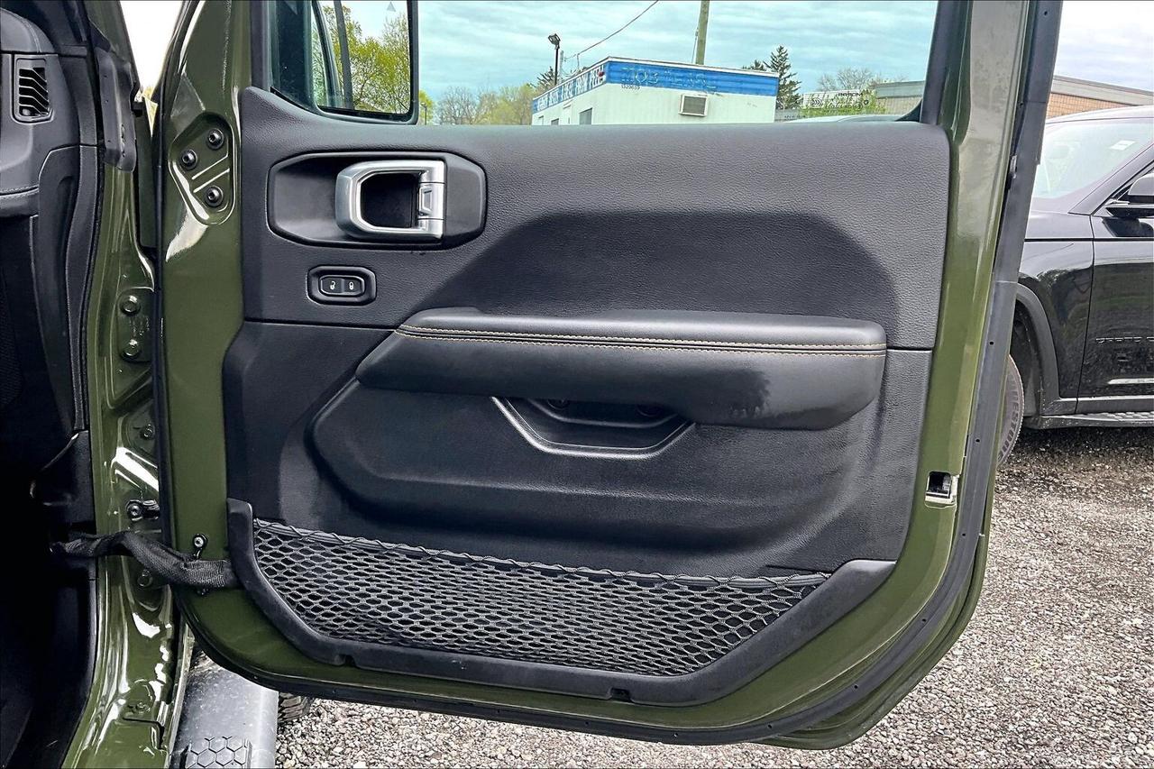 2024 Jeep Wrangler Sahara |Skytop |McKinley Leather |SafetyGroup |4X4 Photo