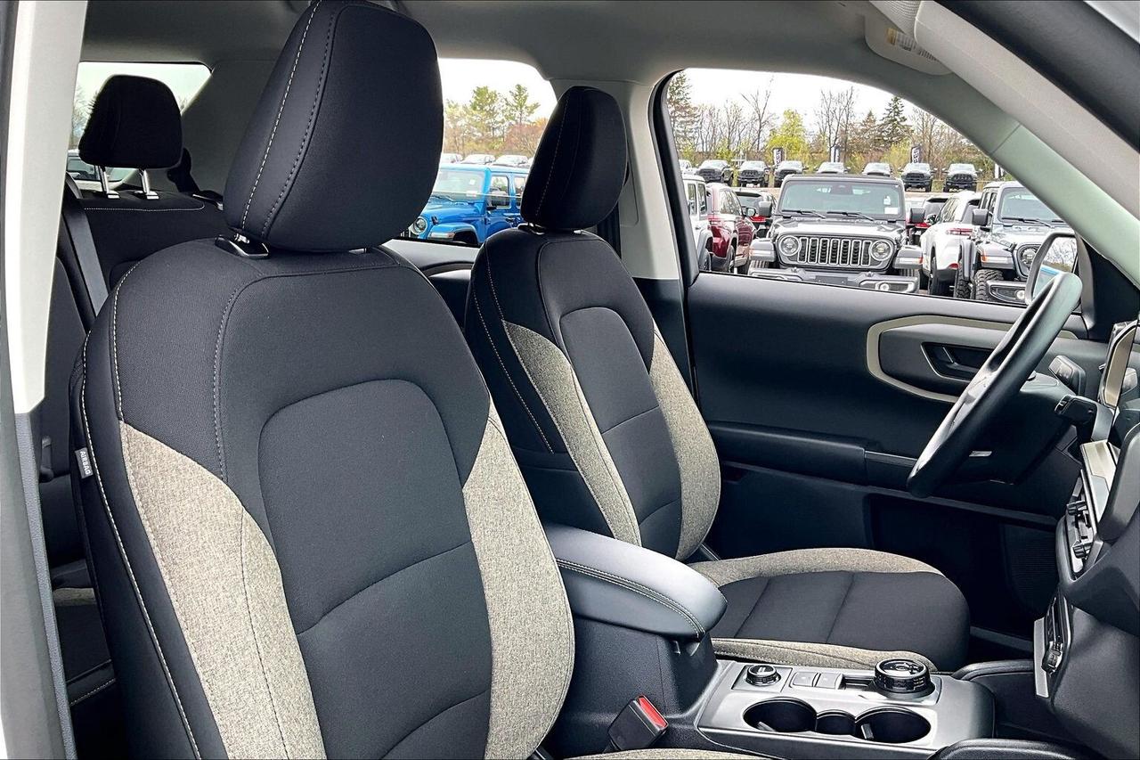 2025 Ford Bronco Sport Big Bend | Heated Seats | SafetyTech | 4X4 Photo