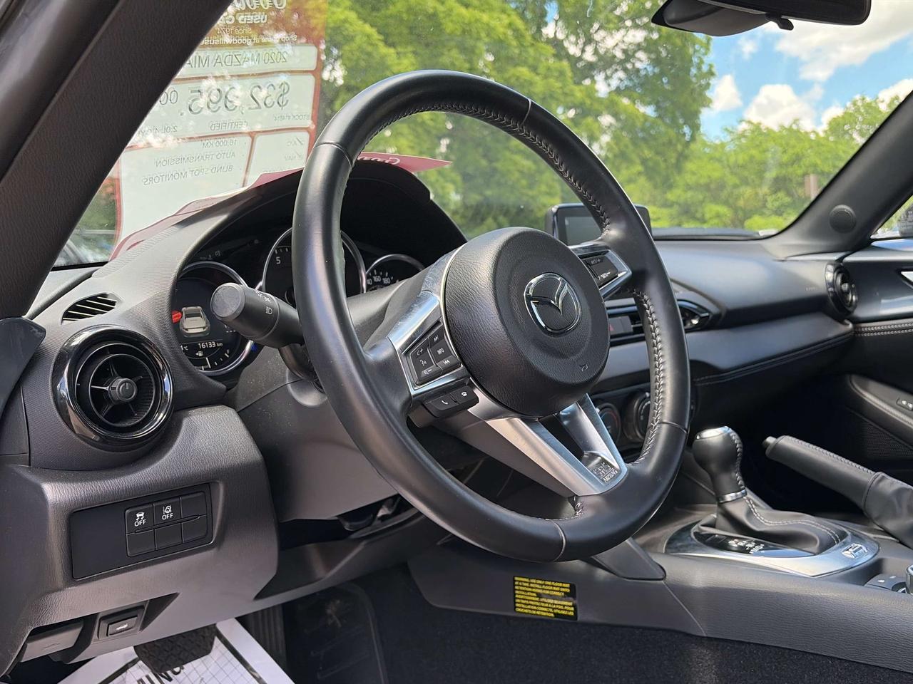 2020 Mazda Miata MX-5 GS, CLEAN CARFAX, AUTOMATIC, HEATED SEATS! - Photo #9
