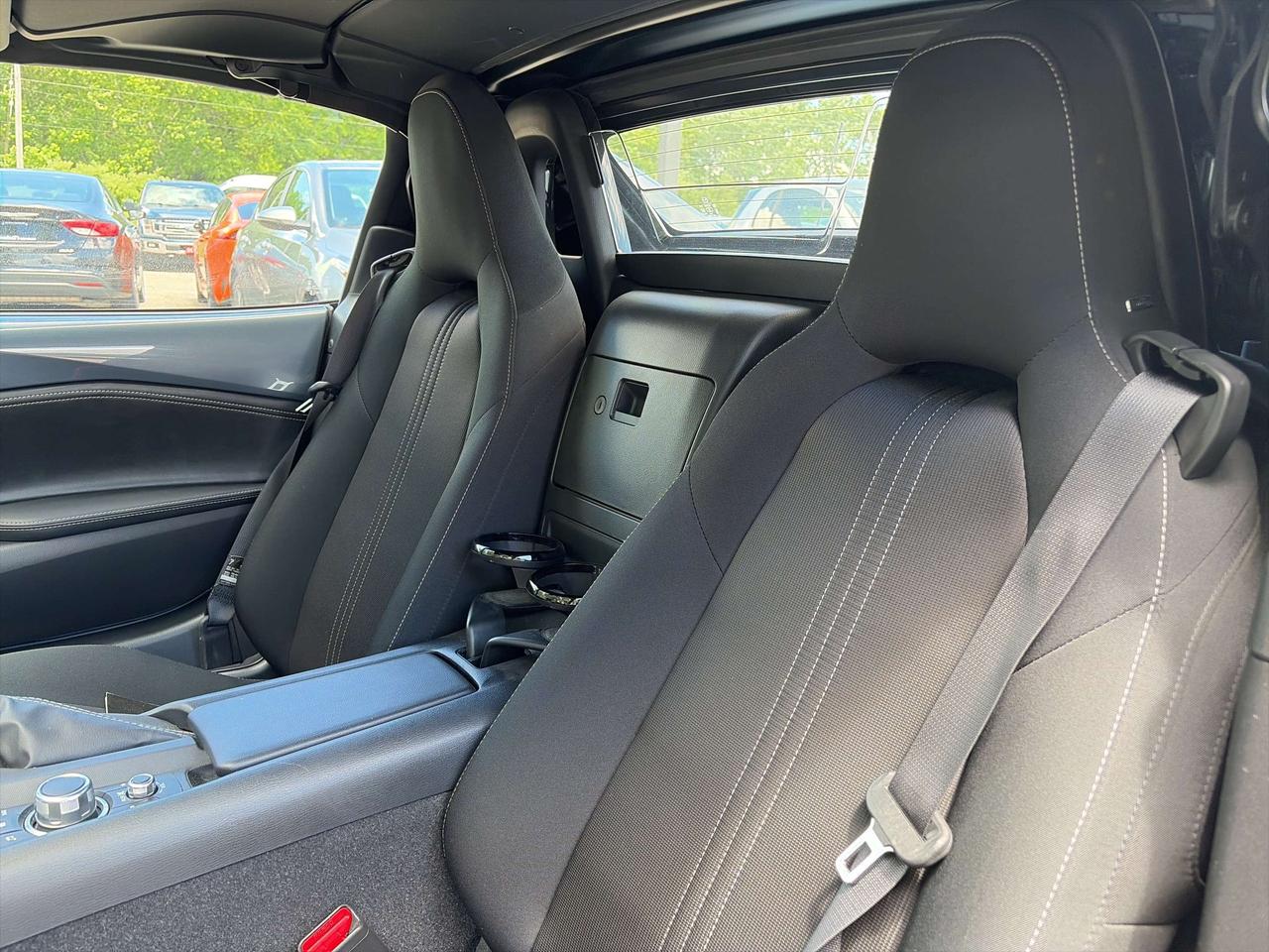 2020 Mazda Miata MX-5 GS, CLEAN CARFAX, AUTOMATIC, HEATED SEATS! - Photo #10