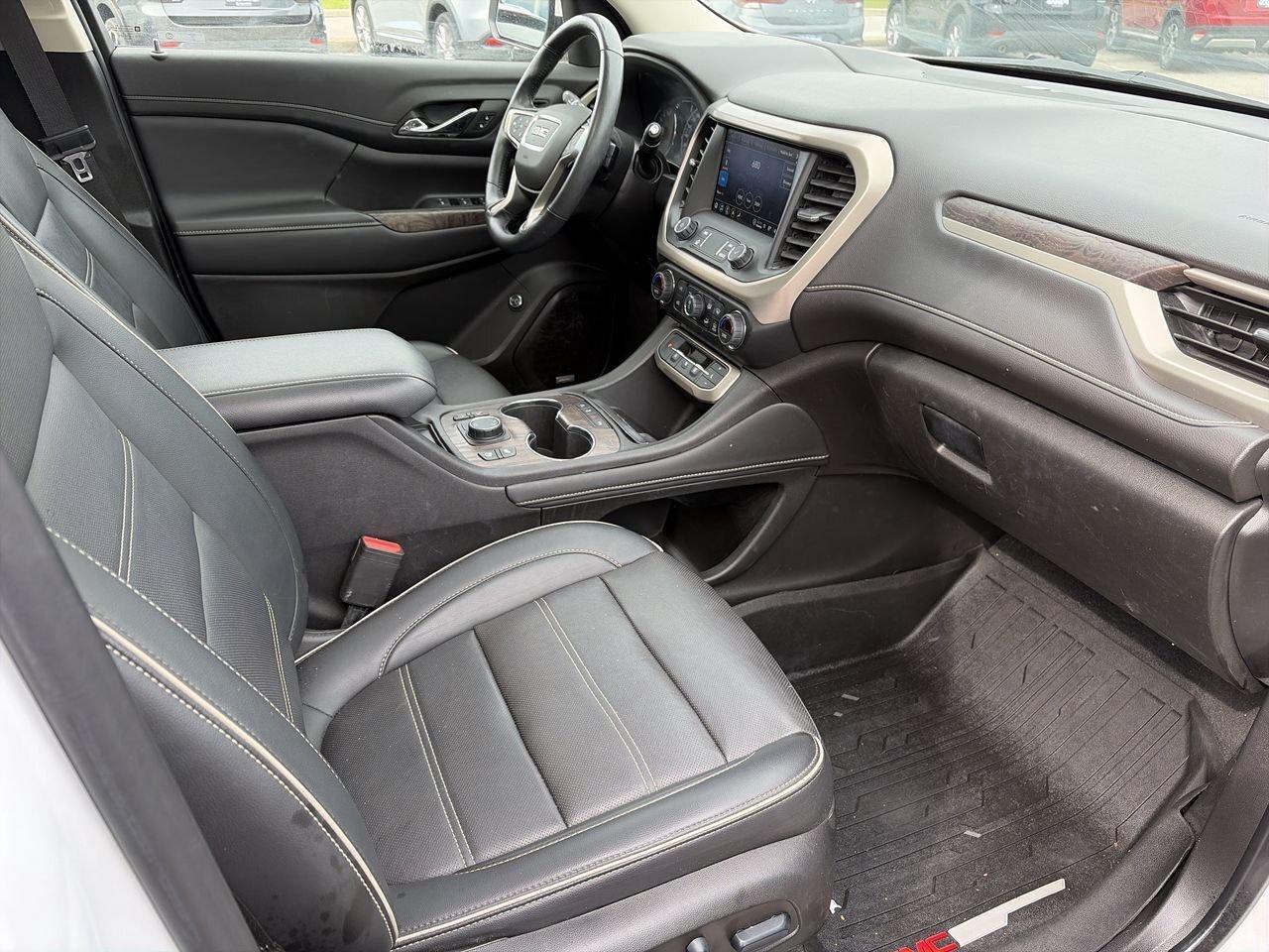 2022 GMC Acadia AWD DENALI Photo