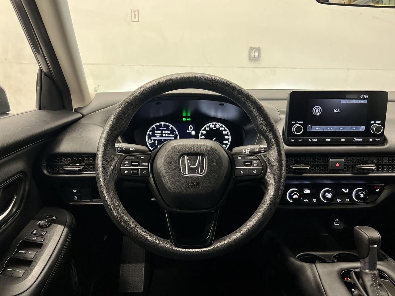 2024 Honda HR-V ONLY 25,000KMS! |HTD SEATS |CARPLAY | REMOTE START Photo
