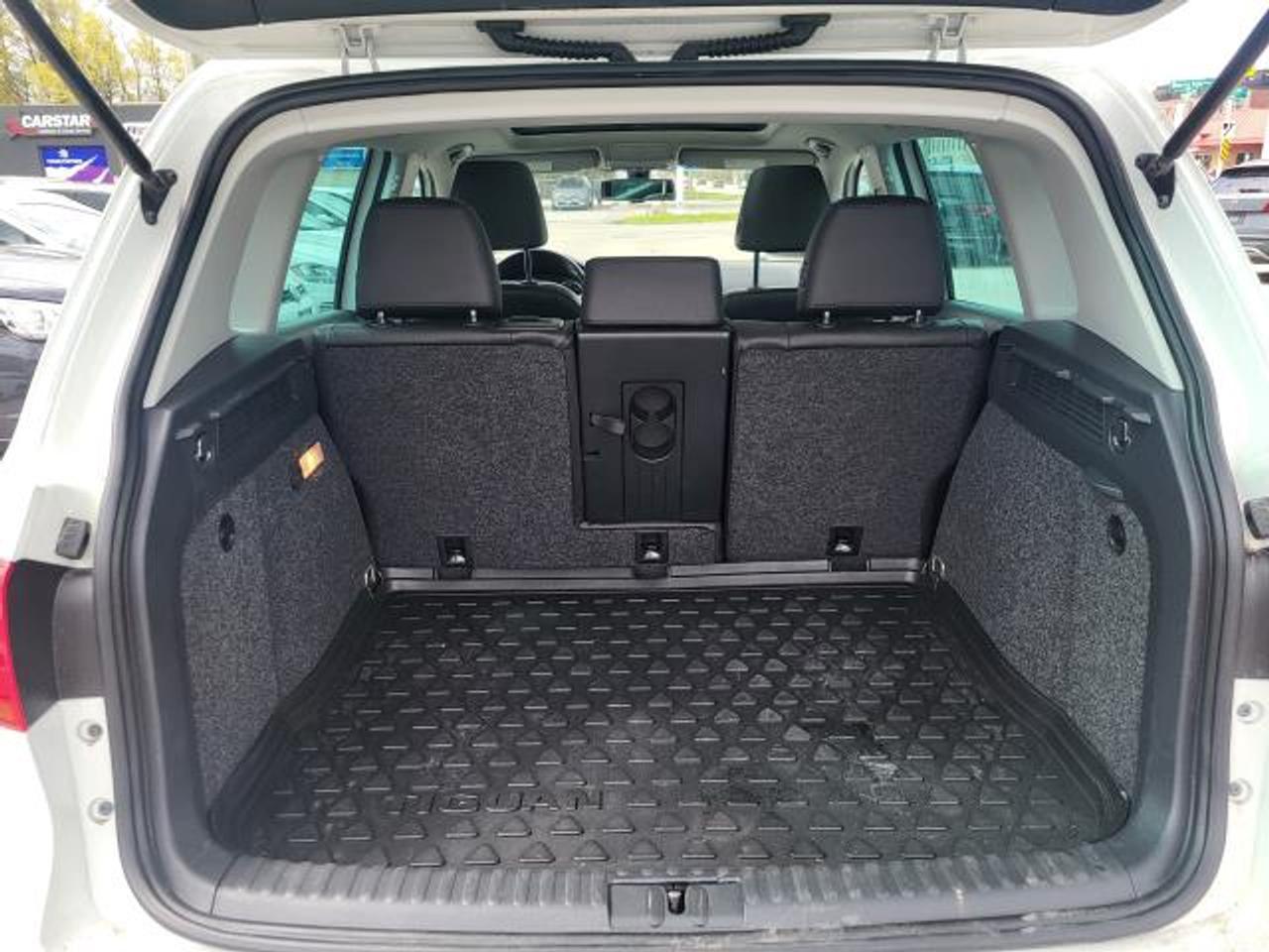2017 Volkswagen Tiguan COMFORTLINE Photo