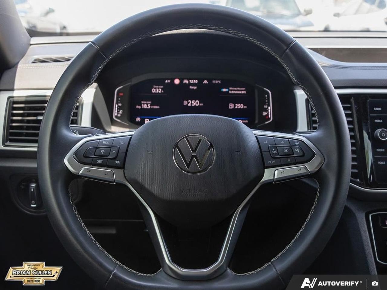 2021 Volkswagen Atlas Cross Sport Execline Execline 3.6 FSI 4MOTION Photo