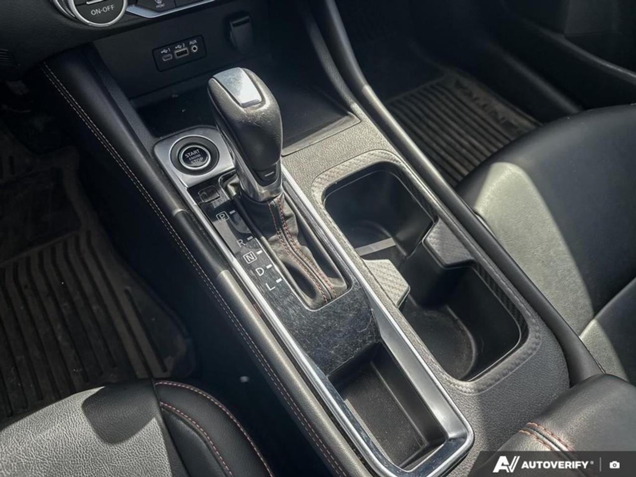 2021 Nissan Sentra SR CVT  SR, SUNROOF, LEATHER Photo