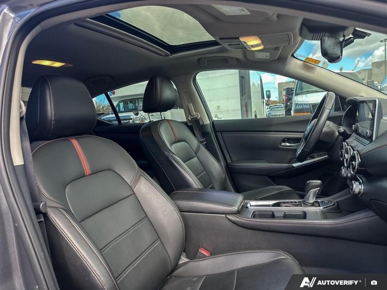 2021 Nissan Sentra SR CVT  SR, SUNROOF, LEATHER Photo