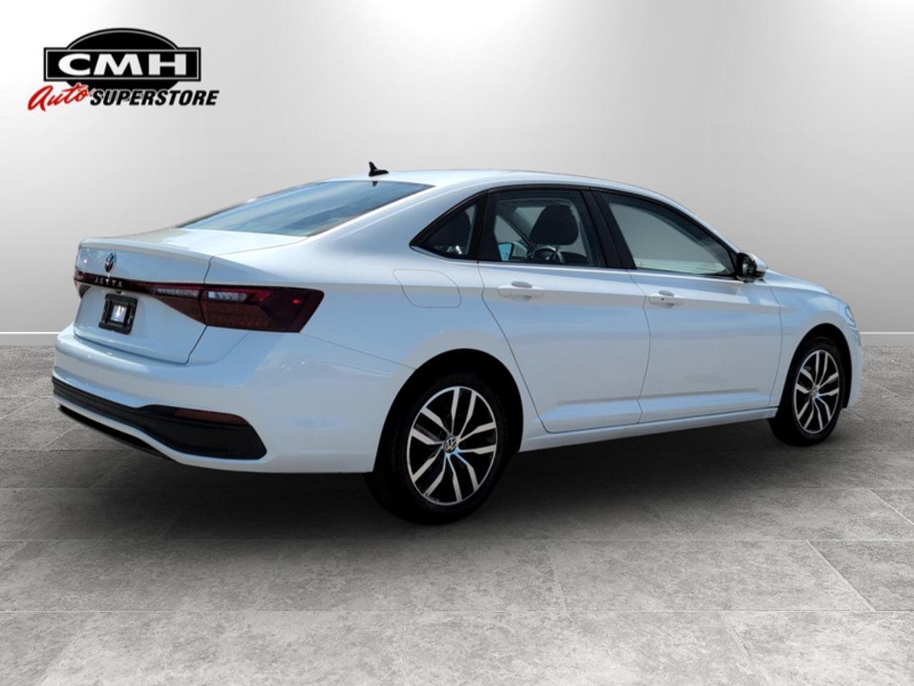 2025 Volkswagen Jetta Comfortline  **CLEAN CARFAX** Photo