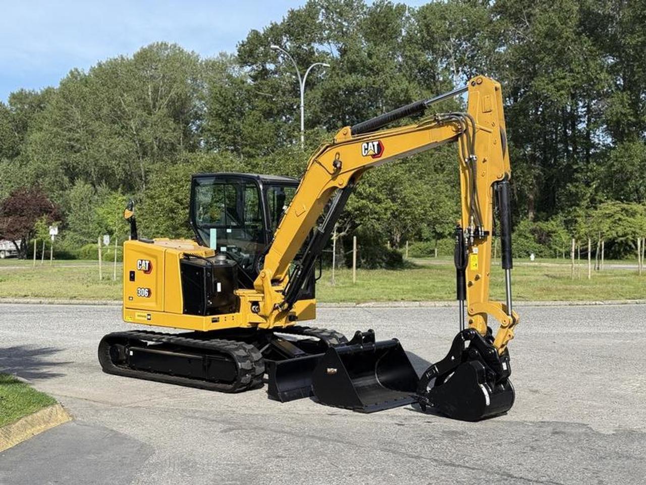 Used 2022 CATERPILLAR 306 CR Mini Excavator with Enclosed Cab for sale in Burnaby, BC