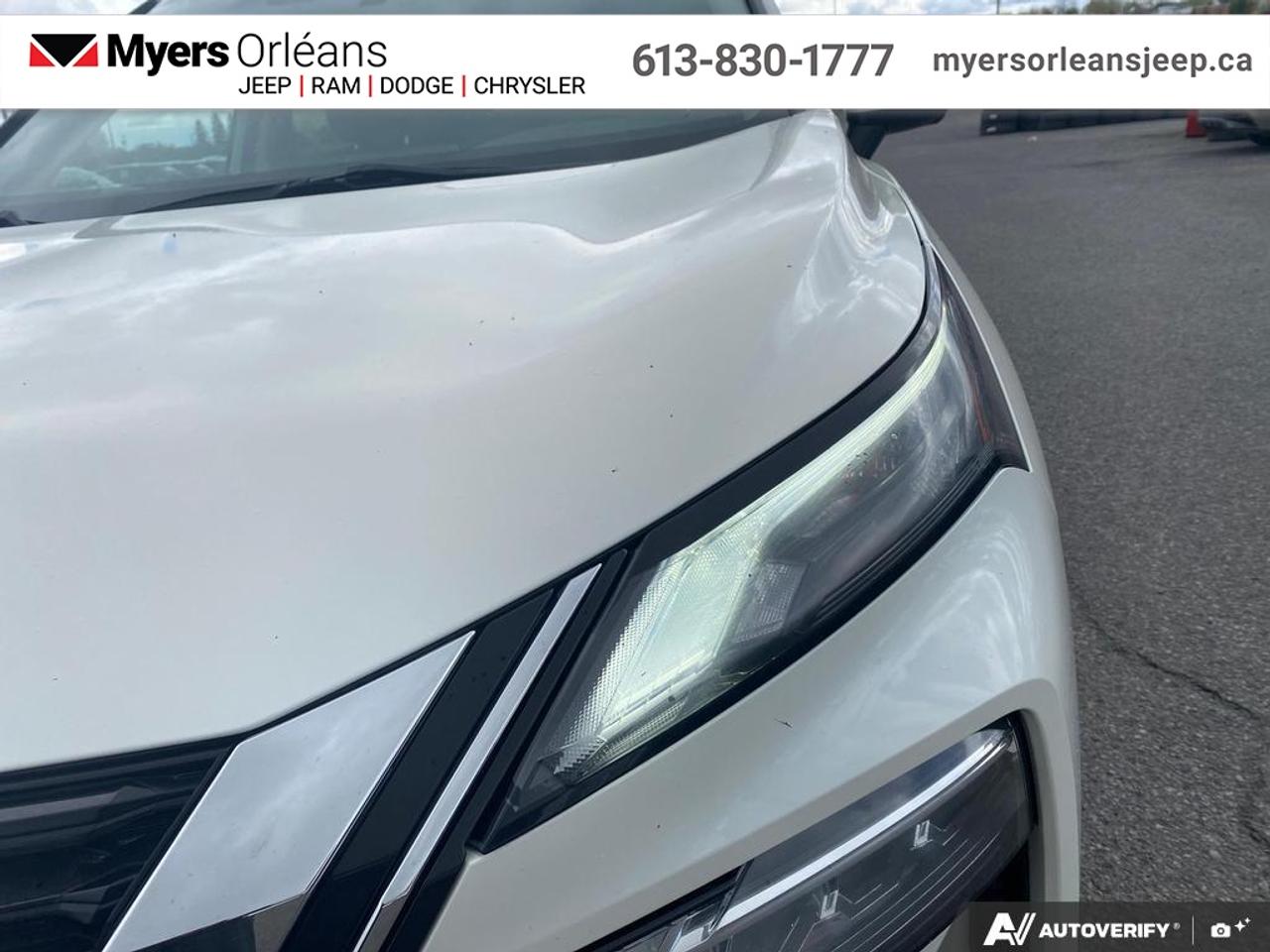 2023 Nissan Rogue SV Moonroof   - Moonroof -  Apple CarPlay Photo