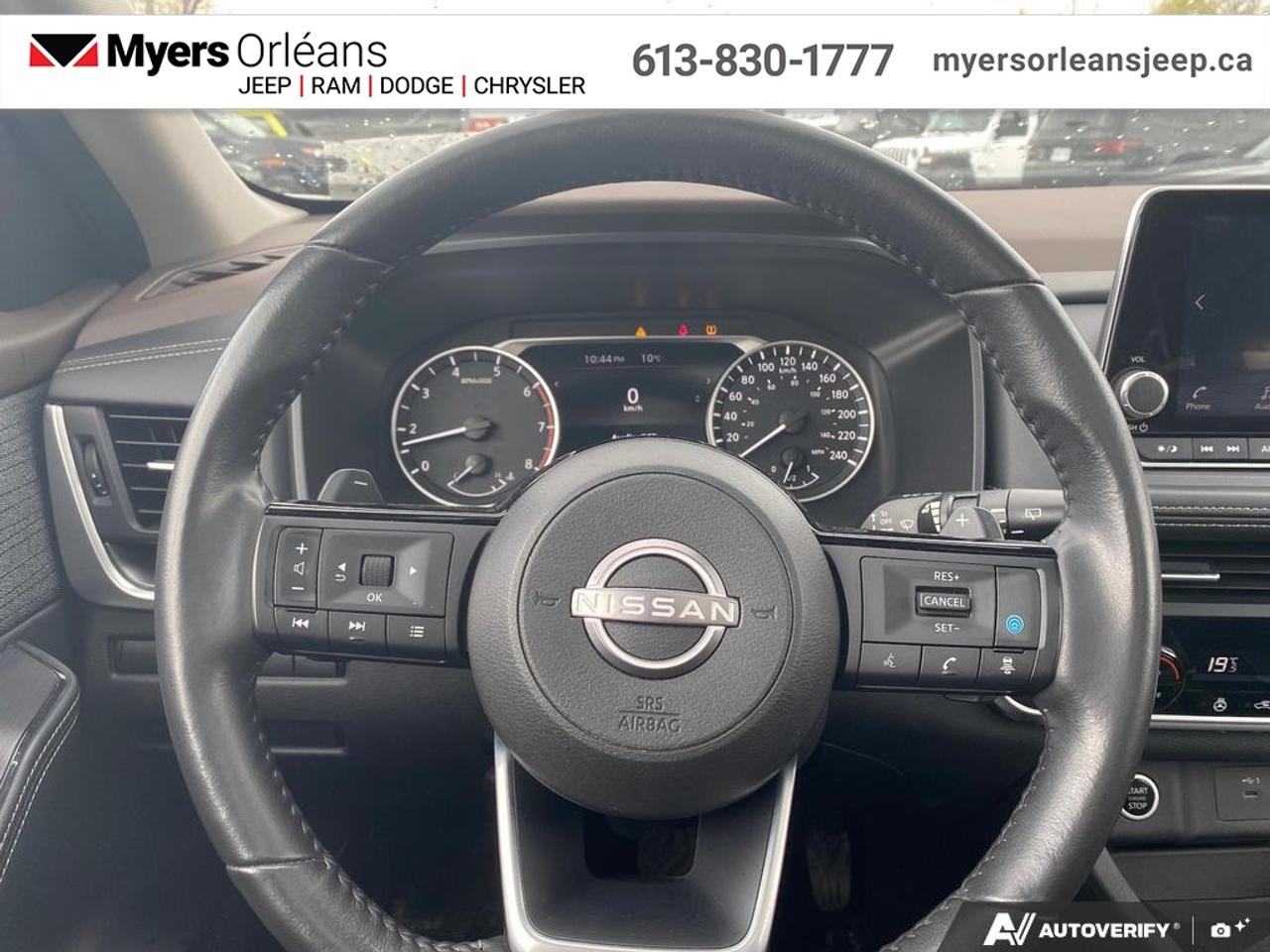 2023 Nissan Rogue SV Moonroof   - Moonroof -  Apple CarPlay Photo