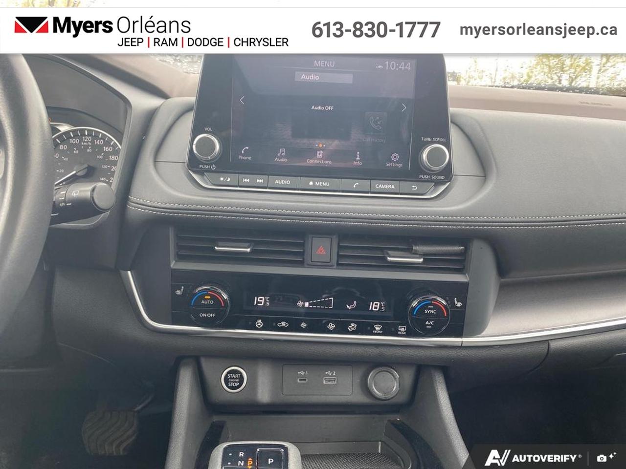 2023 Nissan Rogue SV Moonroof   - Moonroof -  Apple CarPlay Photo