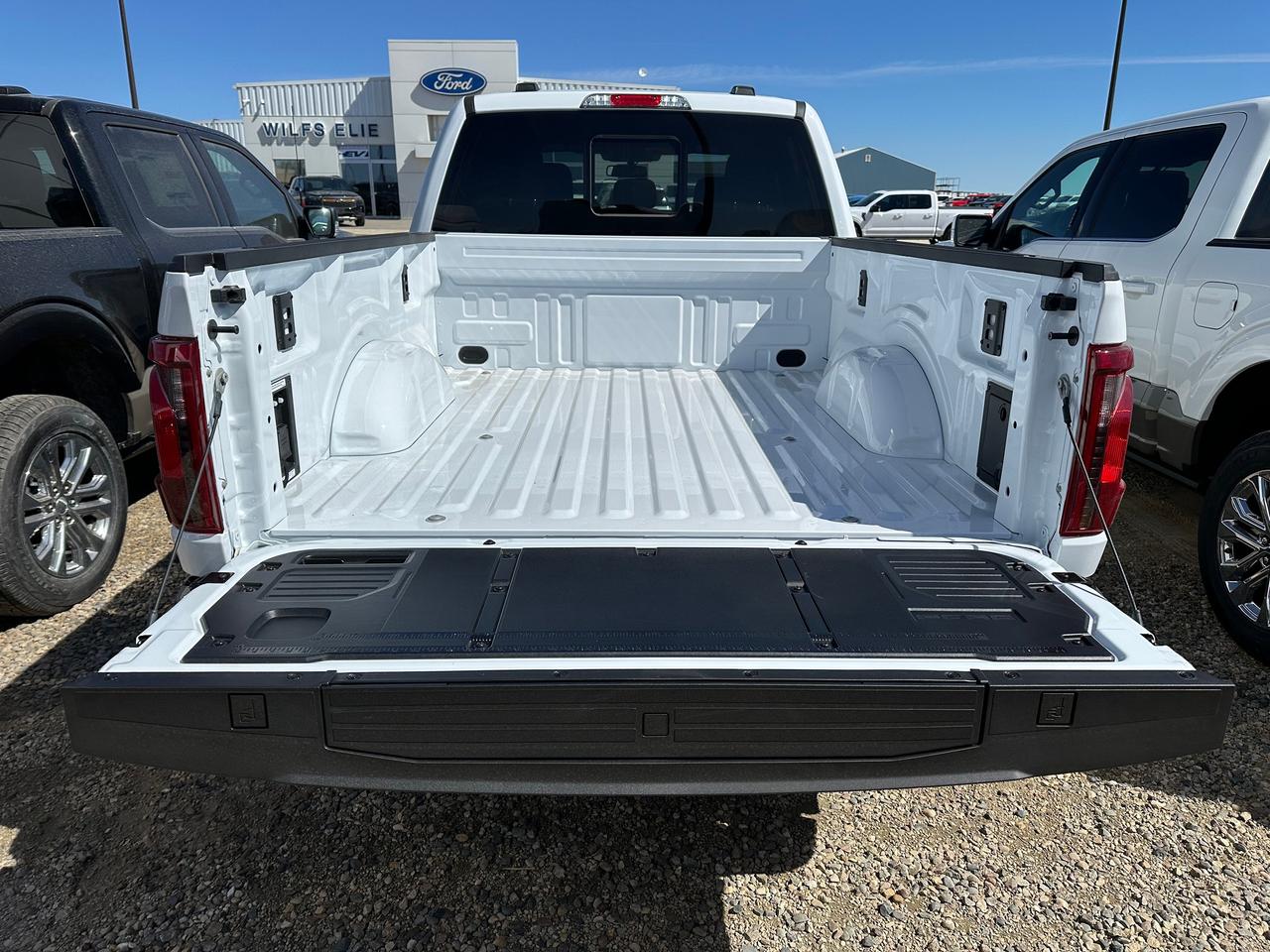 2026 Ford F-150 XLT 4WD SuperCrew 6.5' Box 302A Photo5