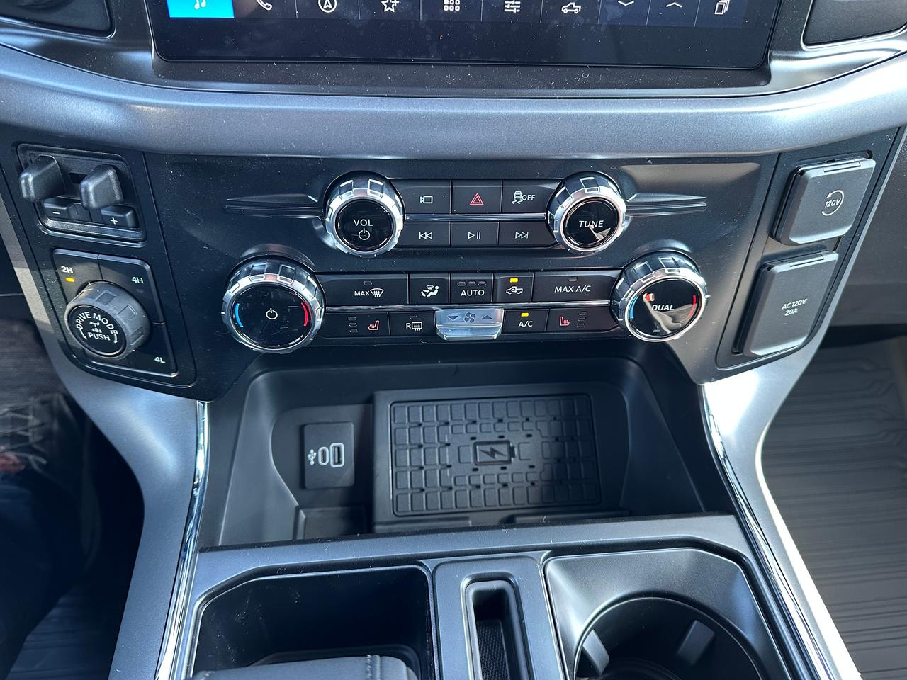2026 Ford F-150 XLT 4WD SuperCrew 6.5' Box 302A Photo