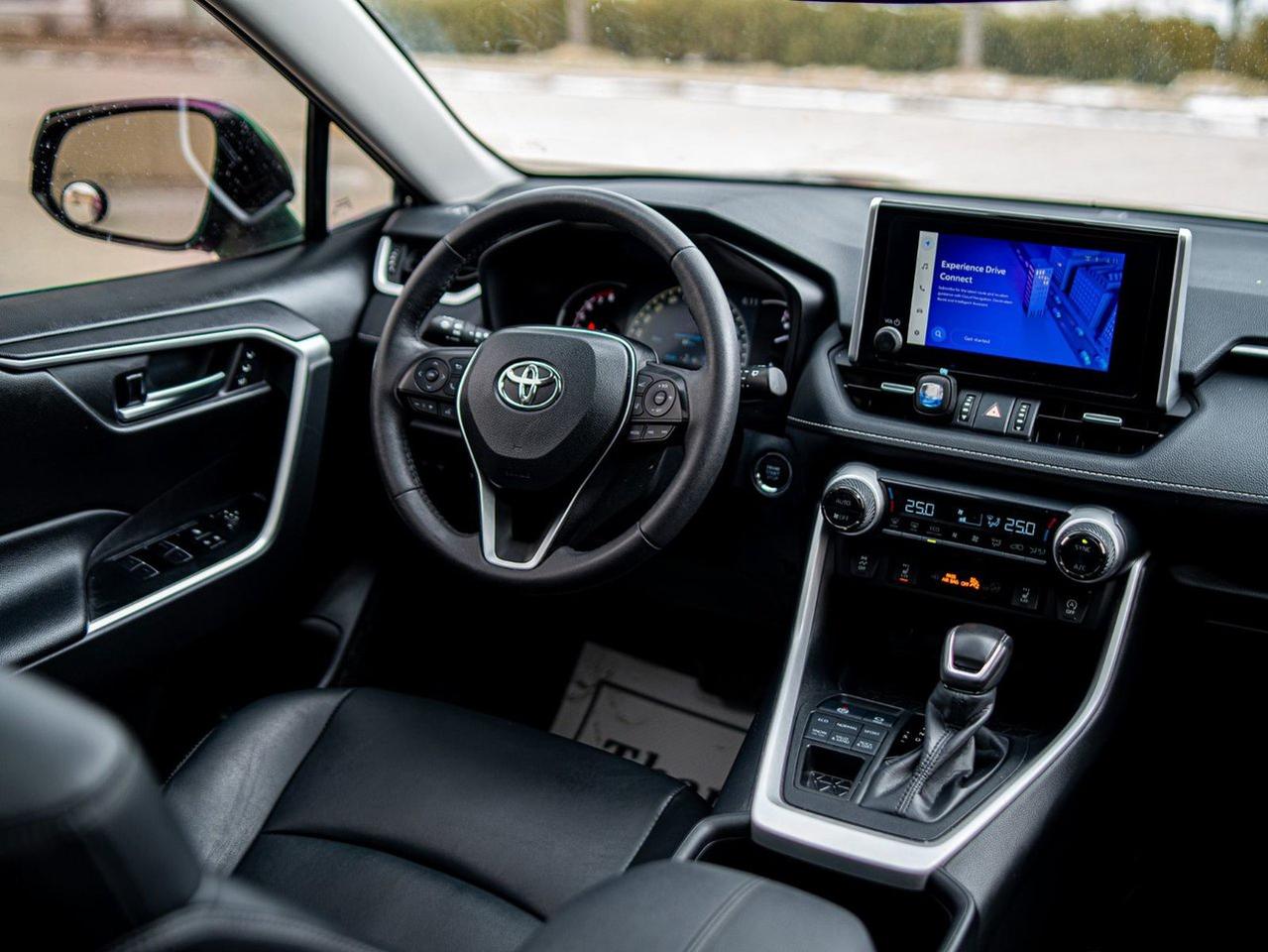2024 Toyota RAV4 XLE Premium AWD Photo