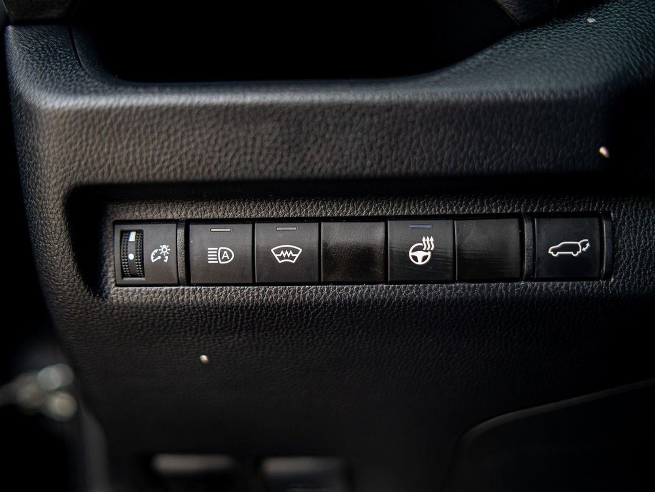 2024 Toyota RAV4 XLE Premium AWD Photo