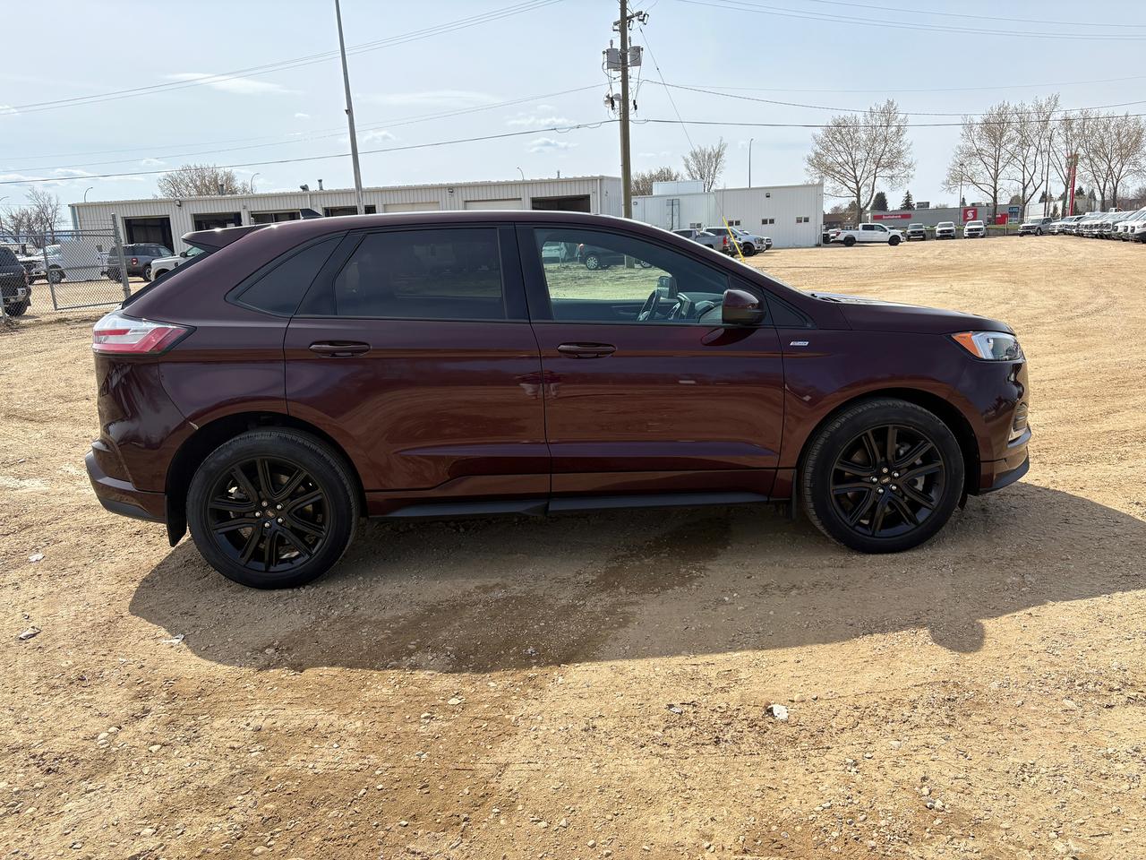 2022 Ford Edge ST Line Photo3