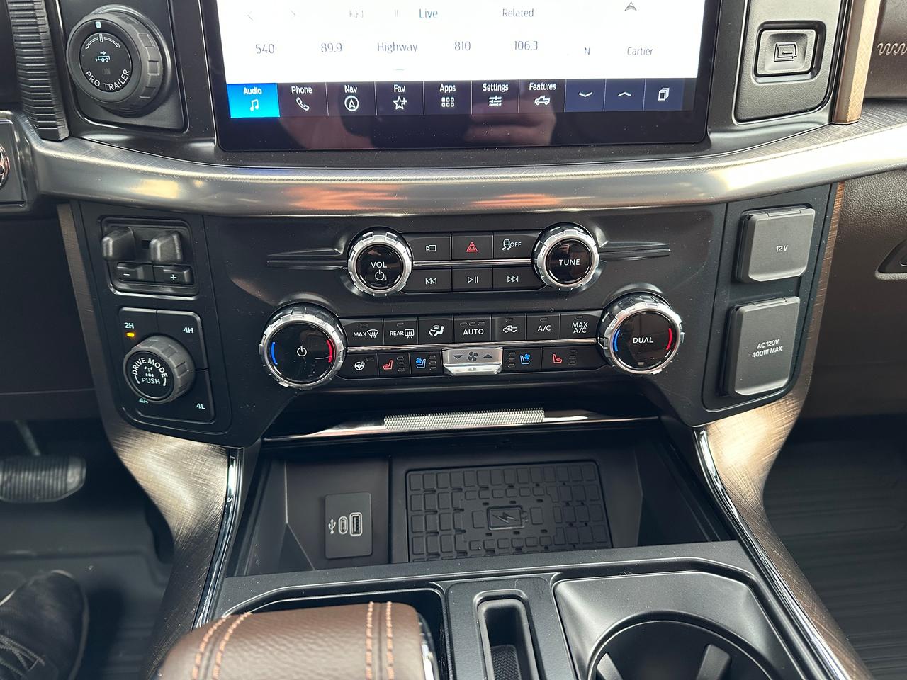 2026 Ford F-150 KING RANCH 4WD SuperCrew 5.5' Box 601A Photo5