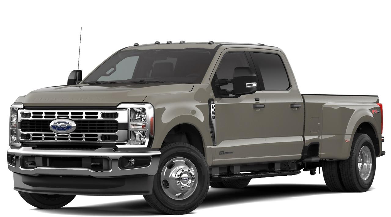 2026 Ford SuperDuty F-350® XLT Photo0