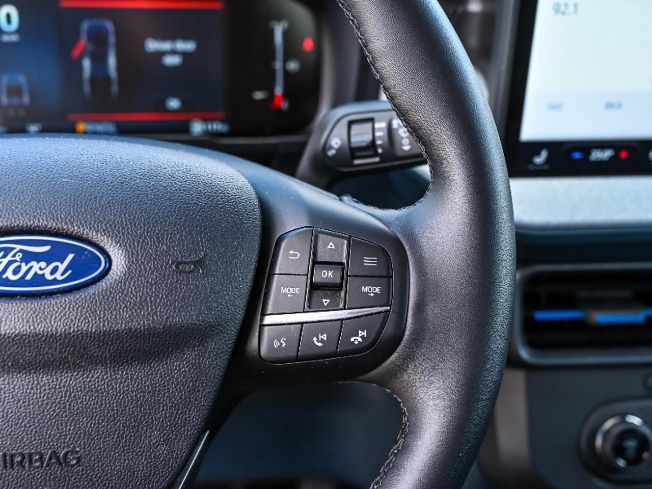 2025 Ford Maverick XLT Photo