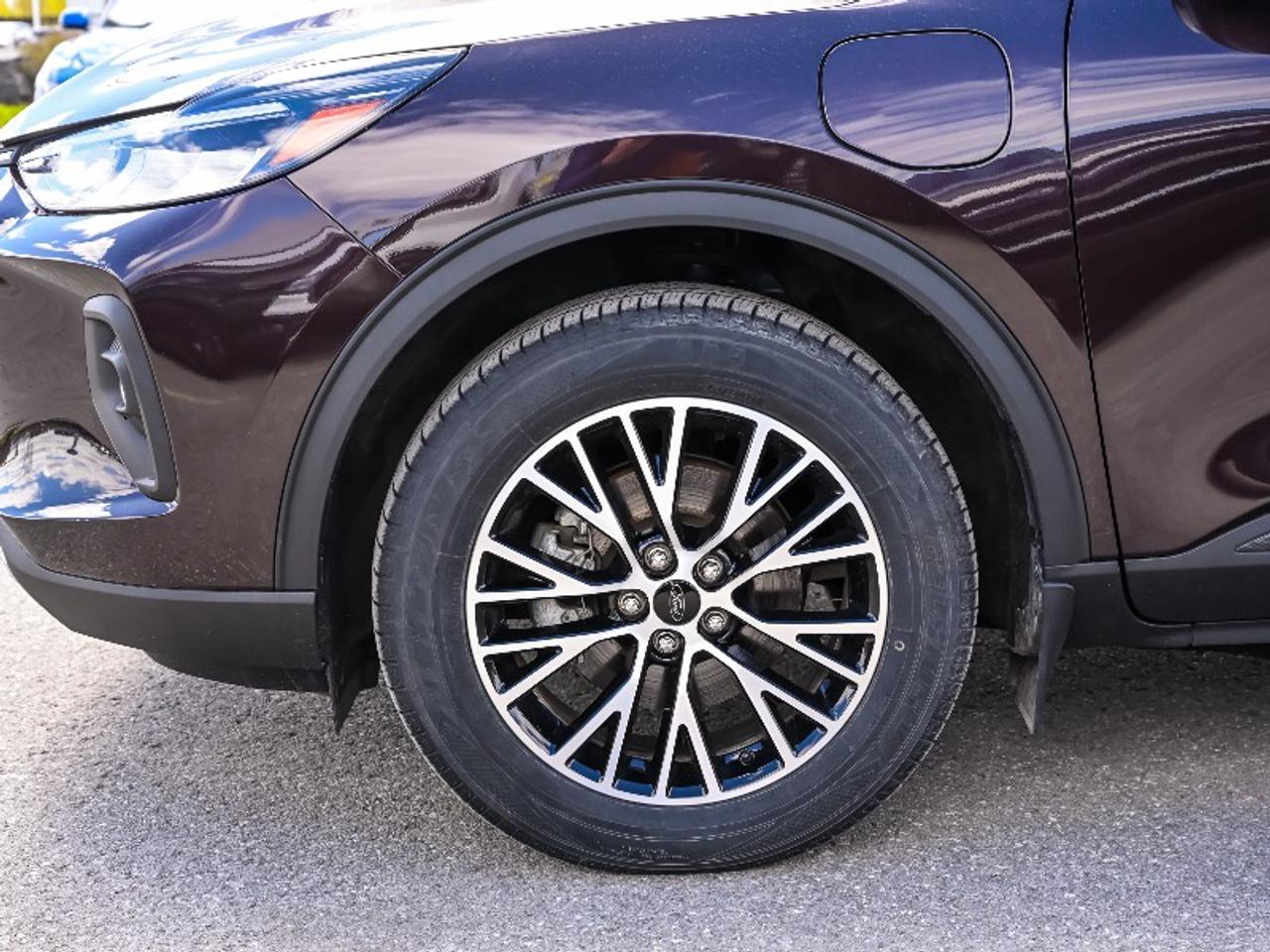 2023 Ford Escape PHEV Photo