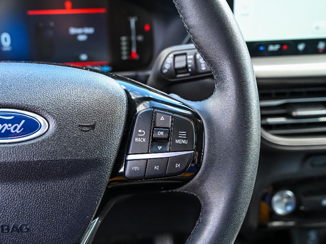 2023 Ford Escape PHEV Photo