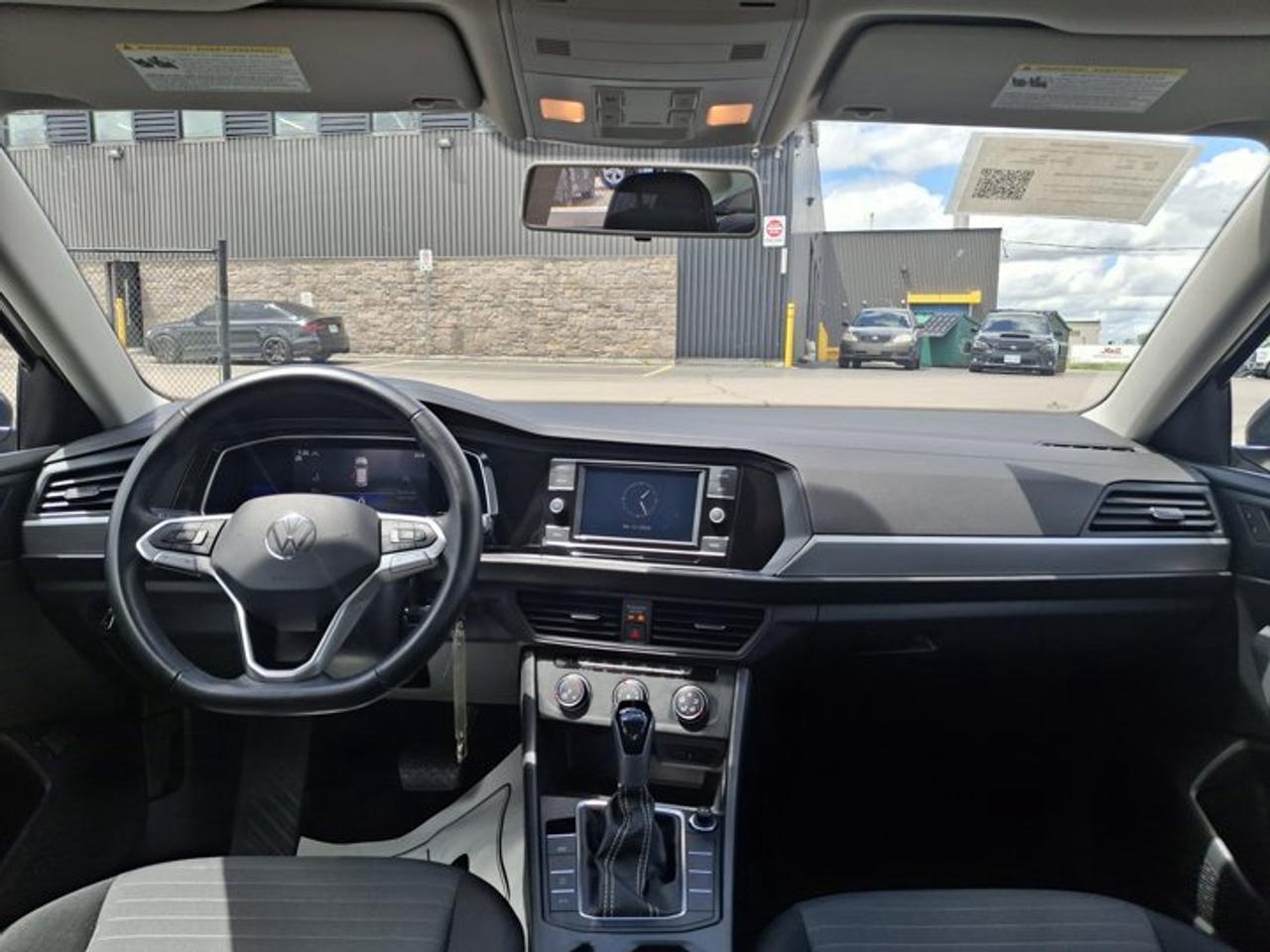 2022 Volkswagen Jetta Trendline | Heated Seats | CarPlay + Android | Rear Camera | and More ! Photo