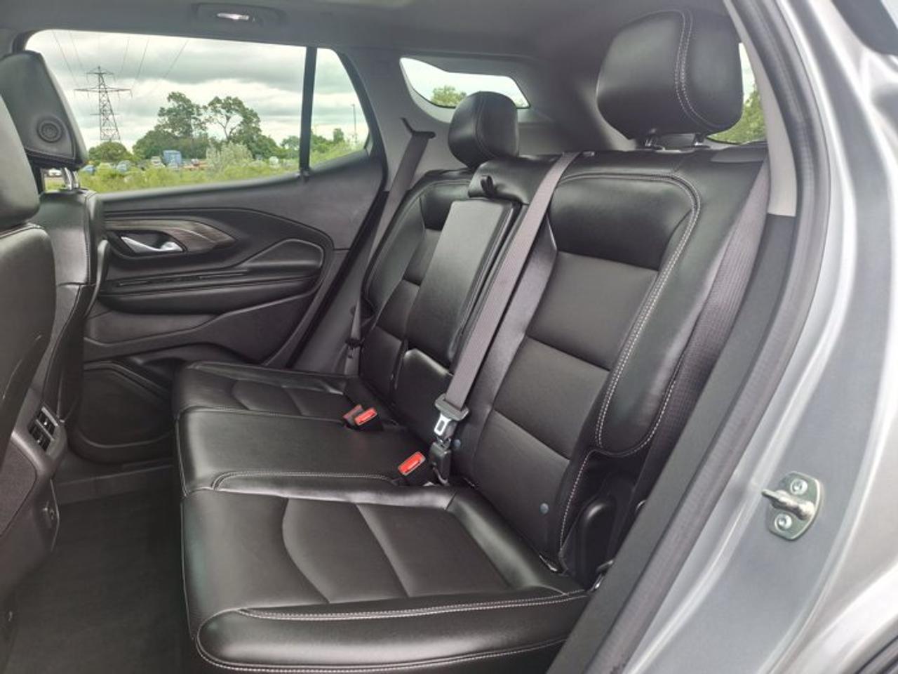 2024 GMC Terrain SLT AWD | Pro Grade | Elevation | Leather | Pano Roof | Heated Seats + Steering | Bose Audio & More! Photo