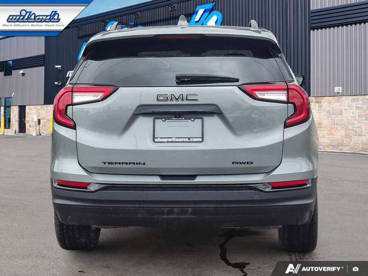 2024 GMC Terrain SLT AWD | Pro Grade | Elevation | Leather | Pano Roof | Heated Seats + Steering | Bose Audio & More! Photo3