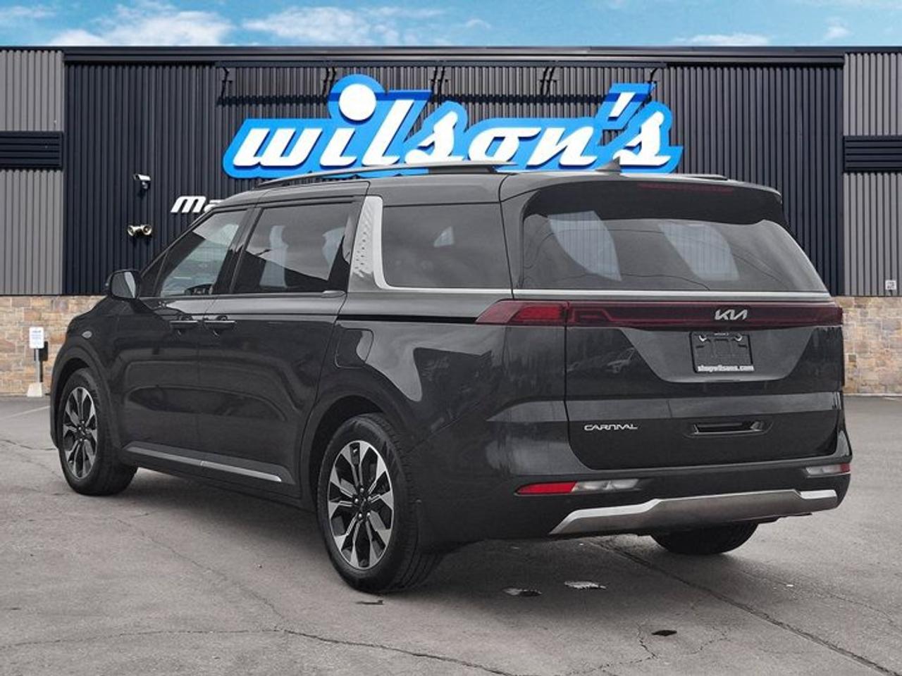 2024 Kia Carnival EX | Leather | Smart Cruise | Heated Wheel + Seats | Power Sliding Doors | CarPlay + Android & More! Photo