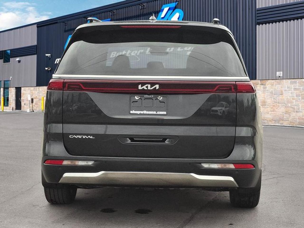 2024 Kia Carnival EX | Leather | Smart Cruise | Heated Wheel + Seats | Power Sliding Doors | CarPlay + Android & More! Photo