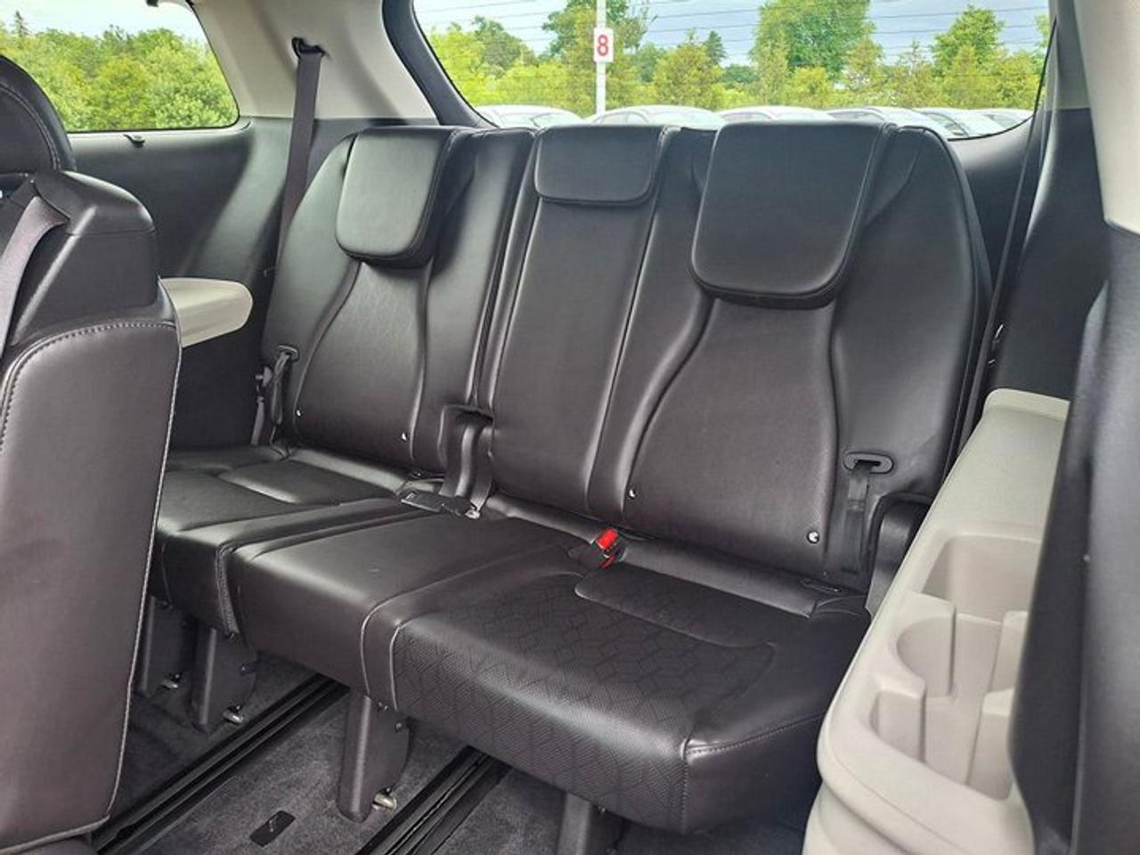 2024 Kia Carnival EX | Leather | Smart Cruise | Heated Wheel + Seats | Power Sliding Doors | CarPlay + Android & More! Photo