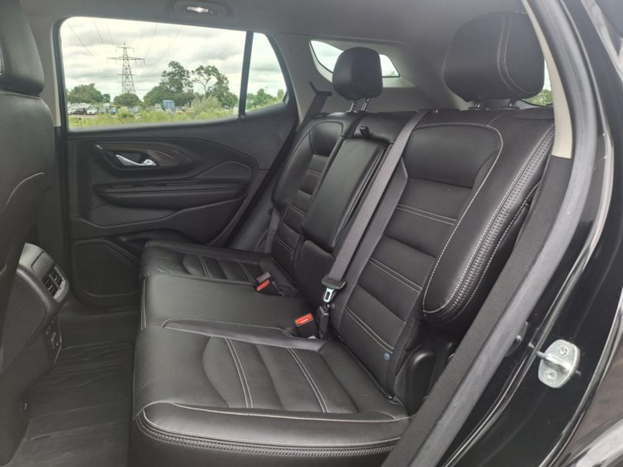 2024 GMC Terrain Denali | Leather | Hot & Cold Seats | Heated Steering | Adaptive Cruise | Auto Park Photo