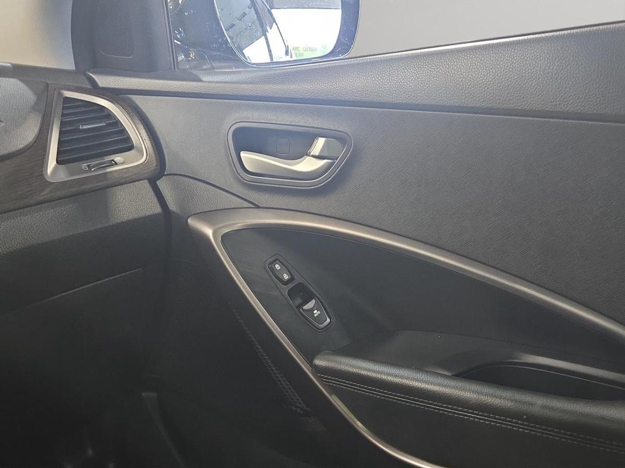 2017 Hyundai Santa Fe Sport Ultimate Photo