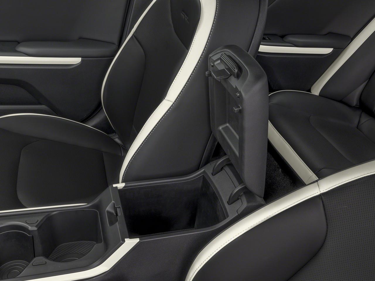 2025 Kia K4 GT-LINE TURBO Photo